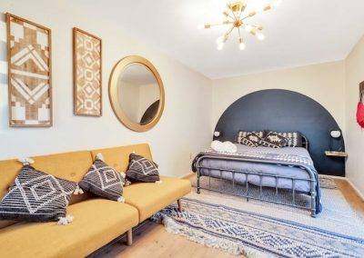 Royal Arch Headboard @ElDoradoOasis